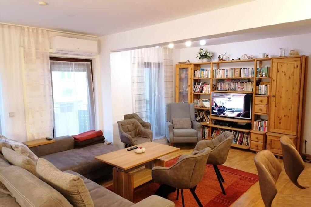 Beste Lage Im Zentrum Und Am Hofgarten 150Qm Mit Klima, 2Xbalkon, Aufzug, Familienfreundlich Bayreuth Luaran gambar
