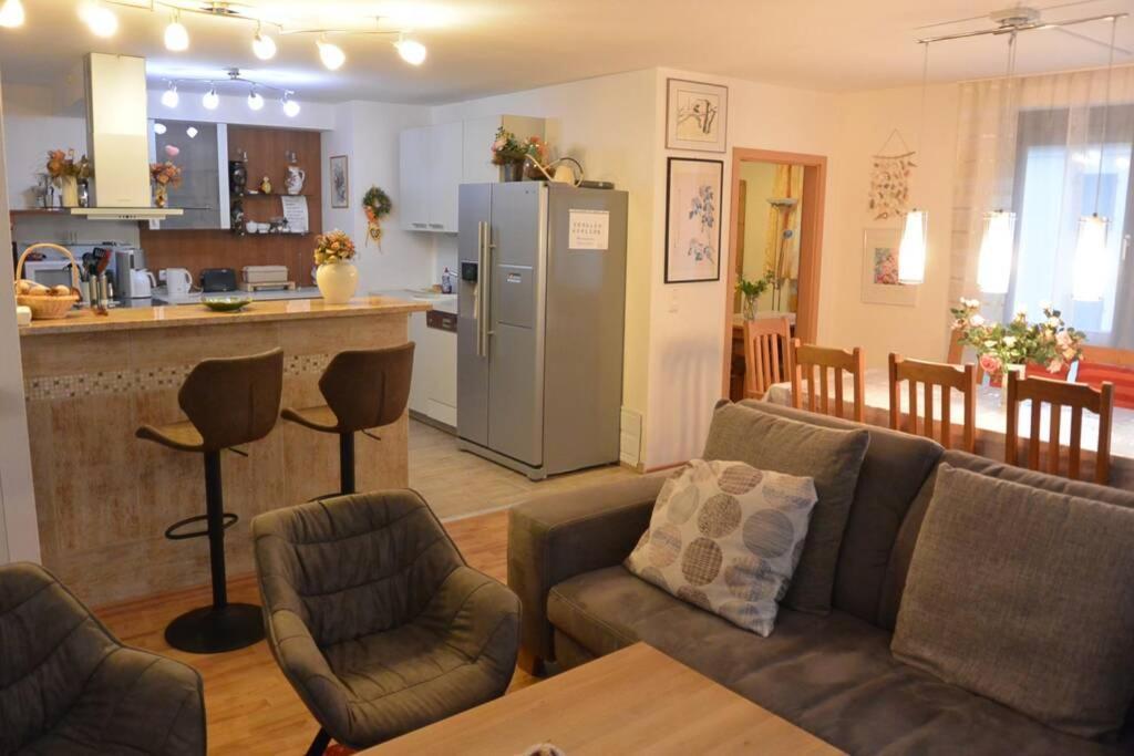 Beste Lage Im Zentrum Und Am Hofgarten 150Qm Mit Klima, 2Xbalkon, Aufzug, Familienfreundlich Bayreuth Luaran gambar